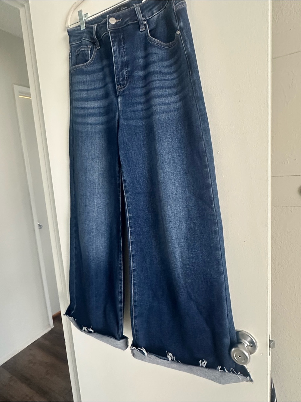 Rise Brand - High-Rise Wide Leg Jeans - Dark Blue - Size 9/29 - inseam 26” - Picture 6 of 13